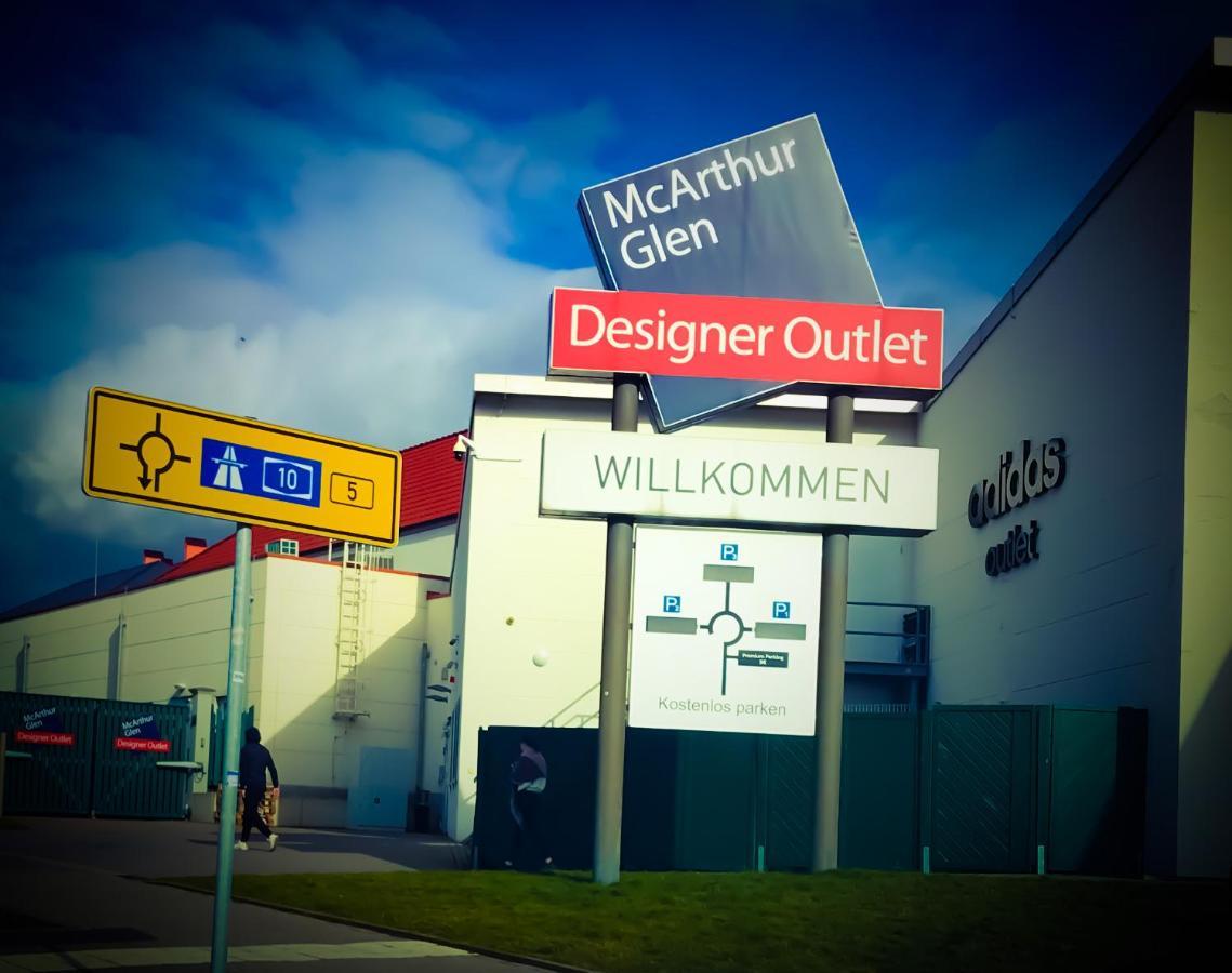 "Casa20200" 2 X Apartments Je 150Qm Fuer Business, Familien, Gruppen, Handwerker 15Min Von Berlin, Erdbeerhof, Outlet B5, 5Min Vom See Falkensee !! 2 Apartment Each 150Qm For Business , Families 15Min From Berlin!! Zewnętrze zdjęcie